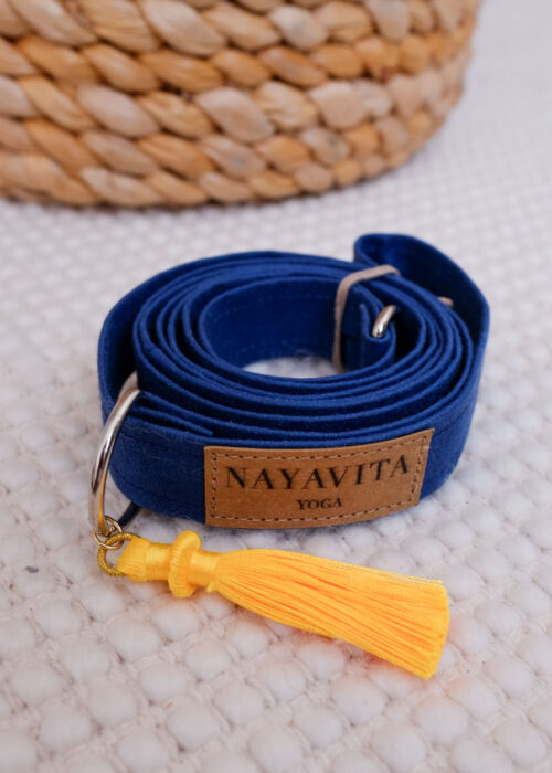 Nayavita Yoga veganský popruh na jogamatku yoga strap popruh na jogamatku yoga mat strap jogový popruh popruh na jogu blue yoga mat carrier yoga carrier strap modrý popruh na podložku popruh na karimatku