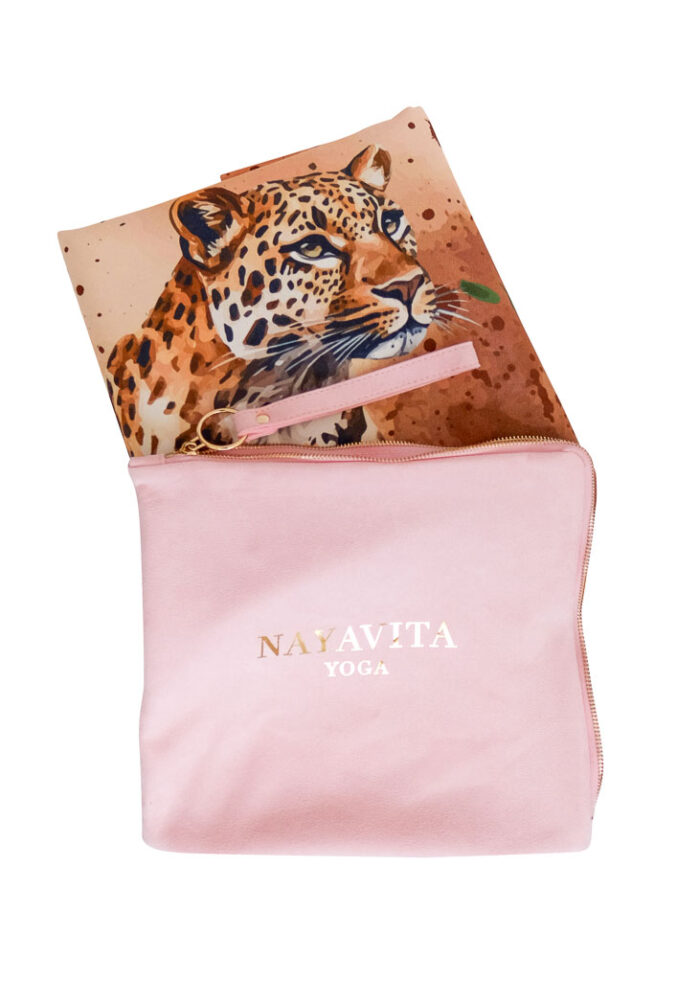 složená cestovní podložka na jógu Leopard Bliss 1mm NAYAVITA Yoga v přenosné tašce